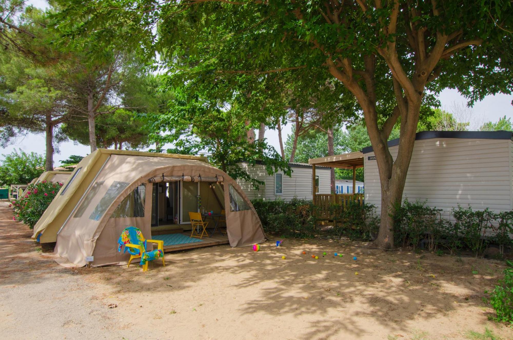 Camping Les Jardins D Agathe Le Grau-dʼAgde Esterno foto