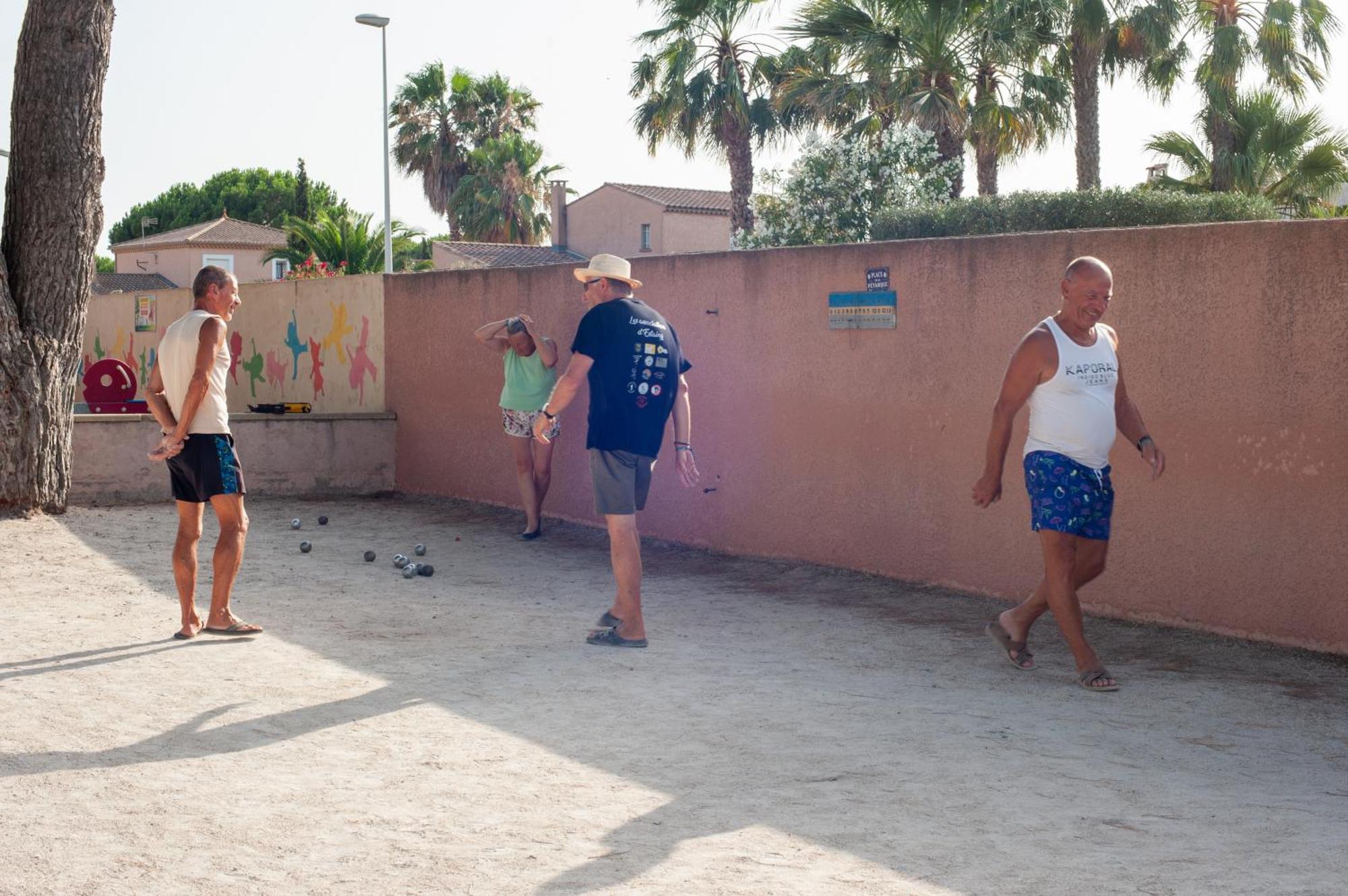 Camping Les Jardins D Agathe Le Grau-dʼAgde Esterno foto